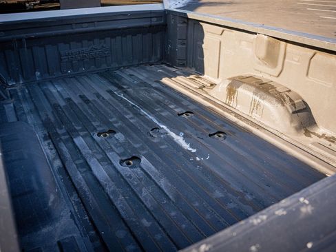 Used 2022 Chevrolet Silverado 3500 High Country image 9