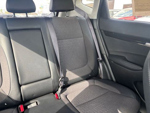 Used 2025 Kia Seltos S image 38