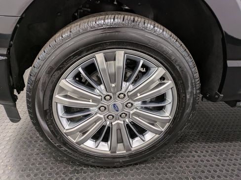 Used 2024 Ford F150 Platinum w/ Equipment Group 703A Plus image 7