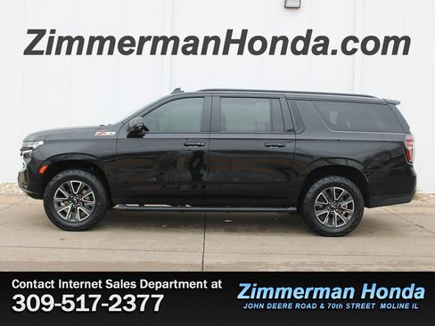 Used 2023 Chevrolet Suburban Z71 w/ Luxury Package image 26