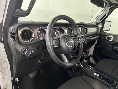 Used 2020 Jeep Wrangler Unlimited Sport AWD/4WD image 13