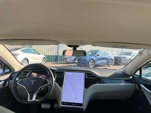 Used 2013 Tesla Model S Performance RWD image 25
