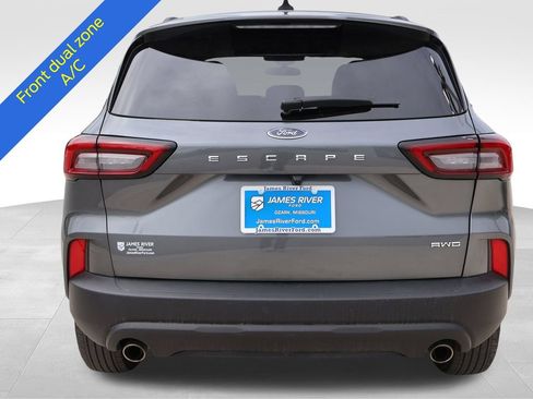Certified 2025 Ford Escape ST-Line AWD/4WD image 5