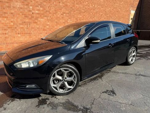 Used 2016 Ford Focus ST image 1