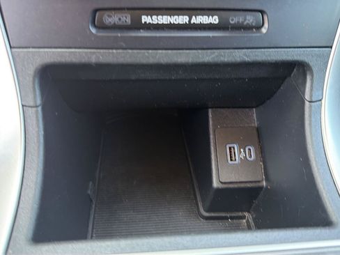 Used 2024 Ford Edge SEL AWD/4WD image 19