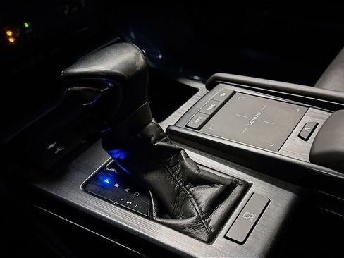 Used 2022 Lexus ES 350 w/ Premium Package FWD image 19