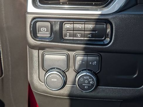 Used 2025 GMC Yukon Elevation w/ LPO, Floor Liner Package RWD image 21