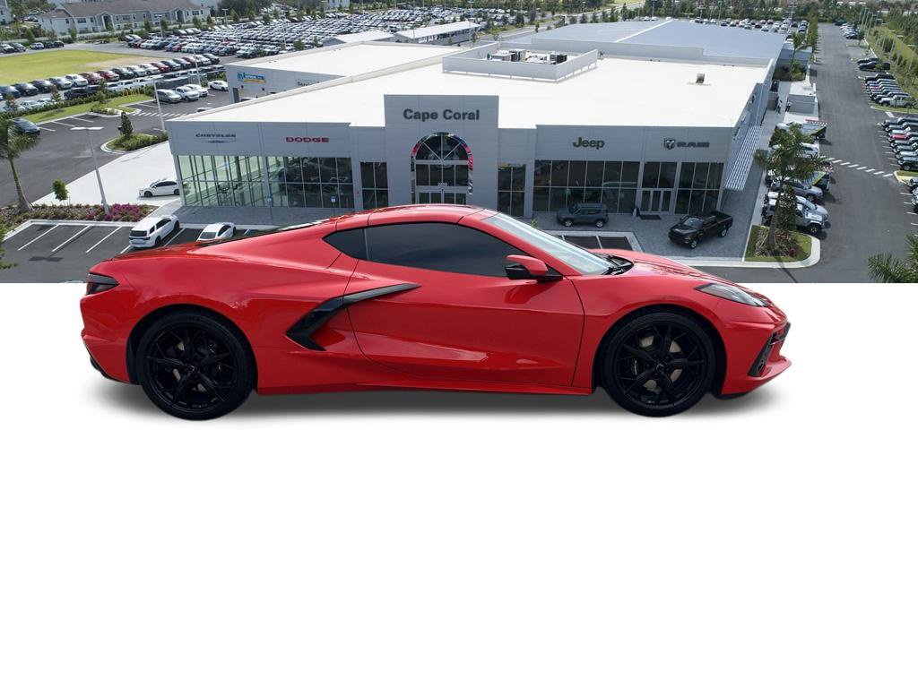 Used 2020 Chevrolet Corvette Stingray Coupe w/ 1LT RWD image 4