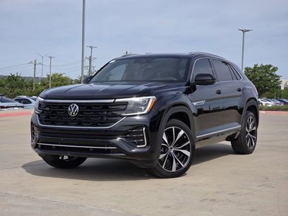 Used 2025 Volkswagen Atlas Cross Sport SEL Premium R-Line