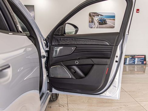 Used 2023 Maserati Grecale Modena image 40