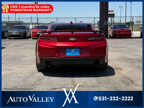 Used 2018 Chevrolet Camaro SS RWD image 6