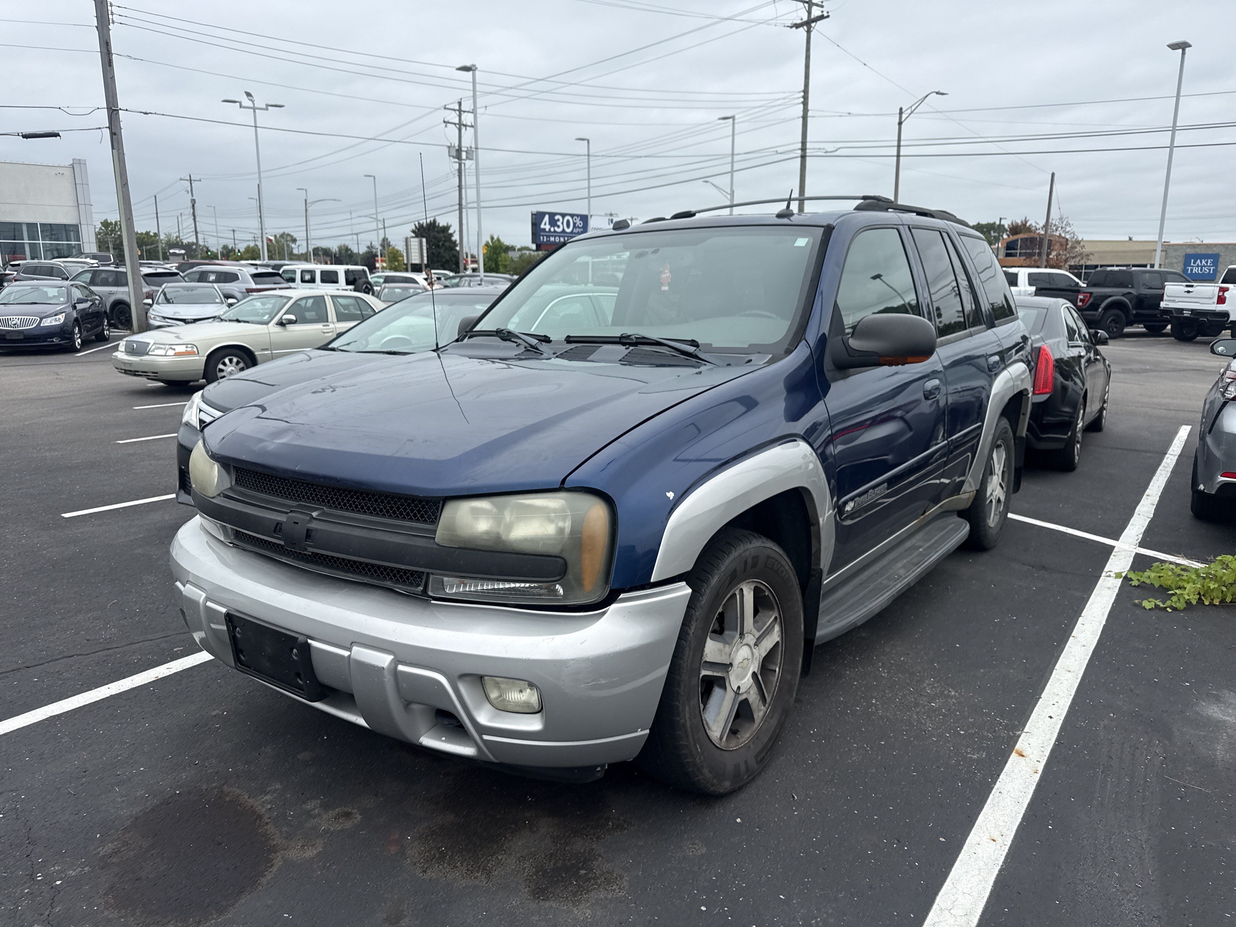 Used 2004 Chevrolet TrailBlazer LT w/ LT Preferred Equipment Group AWD/4WD image 1