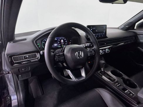 Certified 2025 Honda Civic Sport Touring image 9