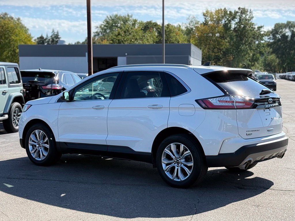Used 2024 Ford Edge Titanium AWD/4WD image 38