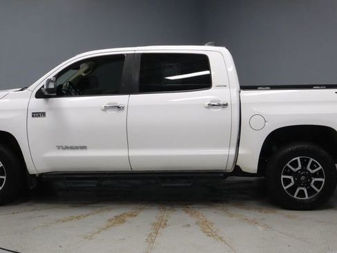 Used 2020 Toyota Tundra Limited w/ Limited Premium Package AWD/4WD image 10