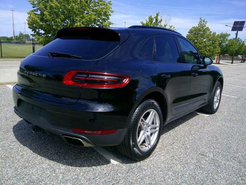 Used 2017 Porsche Macan AWD/4WD image 12