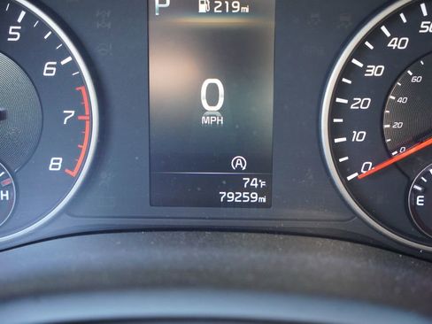 Used 2022 Kia Stinger GT1 AWD/4WD image 8
