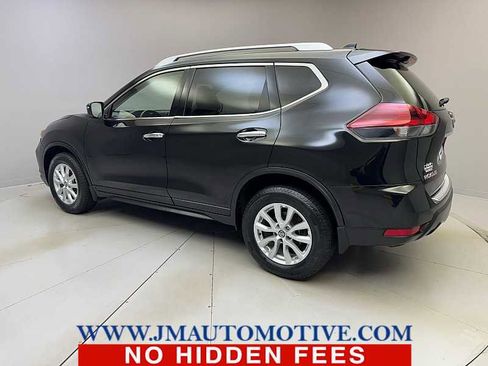 Used 2018 Nissan Rogue SV AWD/4WD image 3