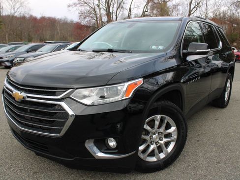 Used 2018 Chevrolet Traverse LT AWD/4WD image 1
