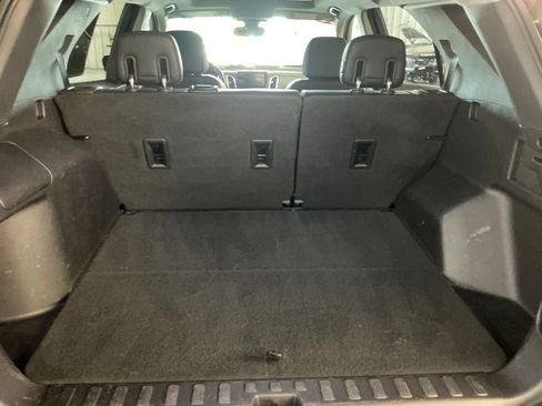 Used 2018 Chevrolet Equinox Premier AWD/4WD image 28