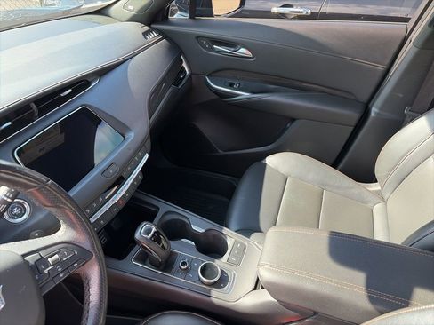 Used 2019 Cadillac XT4 Sport image 7