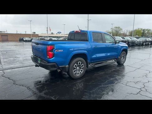 Used 2023 Chevrolet Colorado Z71 w/ Z71 Convenience Package 2 image 8
