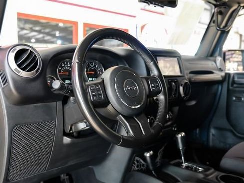 Used 2017 Jeep Wrangler Unlimited Sport AWD/4WD image 5