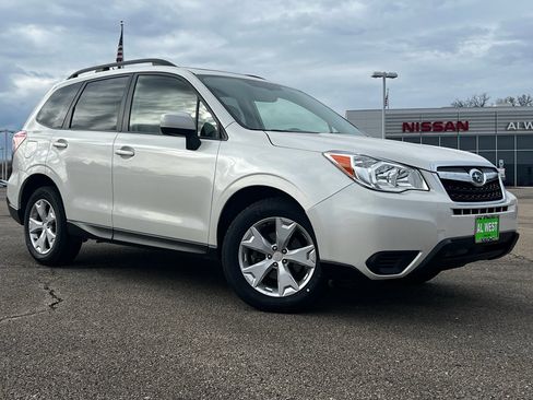 Used 2015 Subaru Forester 2.5i Premium w/ Popular Package #2 image 1