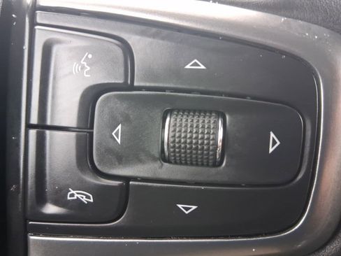 Used 2024 Chevrolet Silverado 1500 LTZ w/ Z71 Off-Road Package image 24