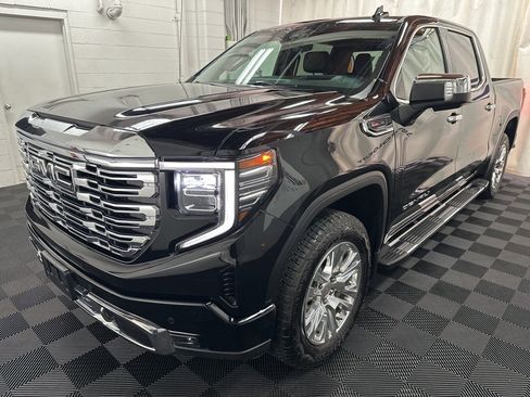 Used 2024 GMC Sierra 1500 Denali w/ Technology Package image 4