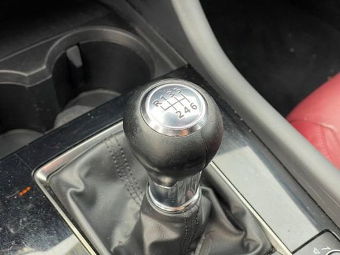 Used 2020 MAZDA MAZDA3 Hatchback w/ Premium Package image 24