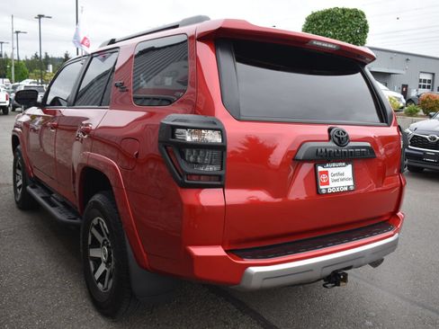 Certified 2024 Toyota 4Runner TRD Off-Road Premium w/ Off Road Premium Plus Package AWD/4WD image 7