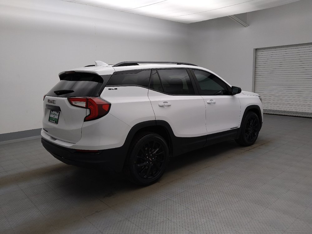 Used 2023 GMC Terrain SLE w/ Elevation Edition FWD image 10