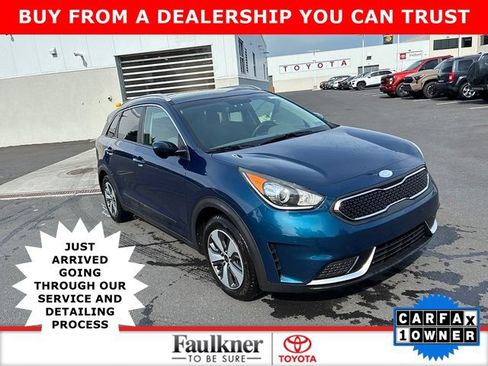 Used 2019 Kia Niro LX FWD image 1
