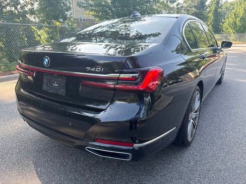 Used 2020 BMW 740i RWD image 13
