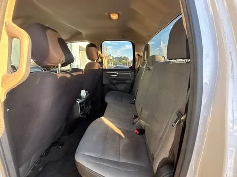 Used 2020 RAM 1500 Big Horn AWD/4WD image 14