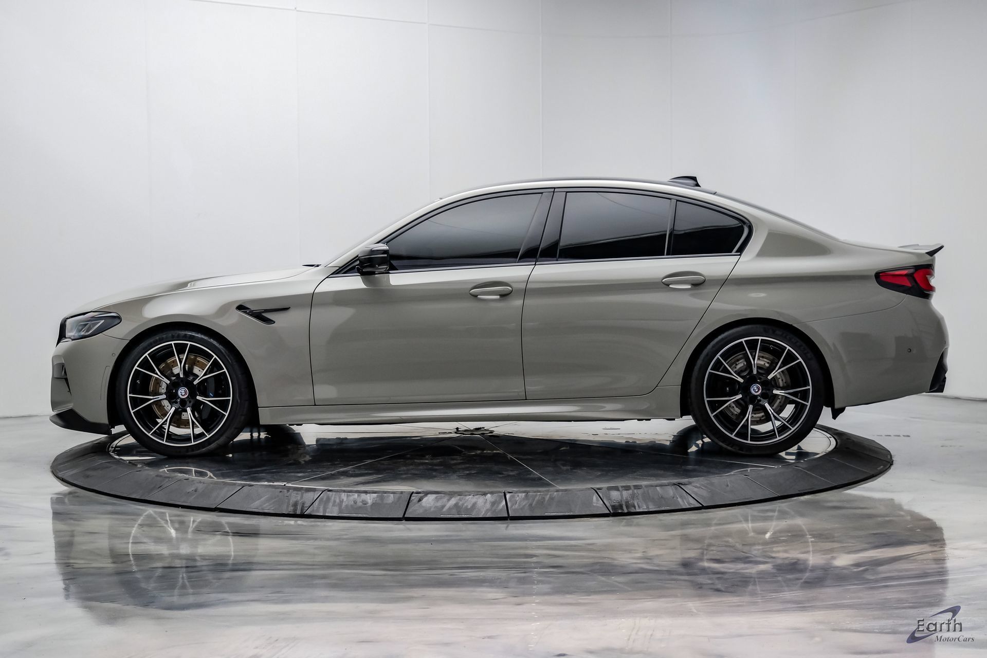 Used 2023 BMW M5 w/ Competition Package AWD/4WD image 7
