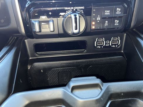Used 2022 RAM 1500 Limited w/ Trailer Tow Group image 19