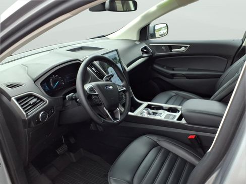 Used 2024 Ford Edge SEL w/ Convenience Package AWD/4WD image 11