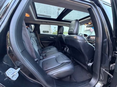 Used 2014 Jeep Cherokee Limited AWD/4WD image 30