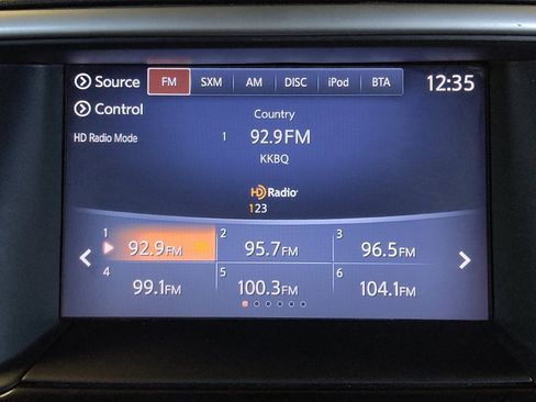 Used 2017 Nissan Pathfinder SV w/ Trailer Tow Package AWD/4WD image 25