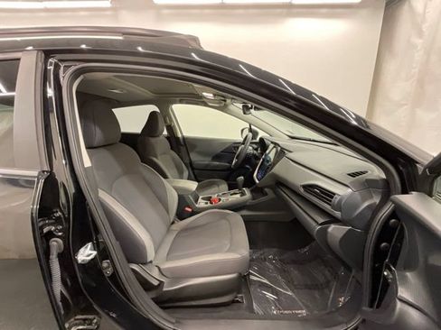 Used 2025 Subaru Crosstrek 2.5i Premium AWD/4WD image 23