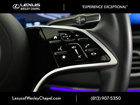 Used 2025 Mercedes-Benz GLE 450 4MATIC image 35