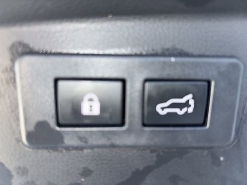 Used 2024 Subaru Outback Premium AWD/4WD image 37