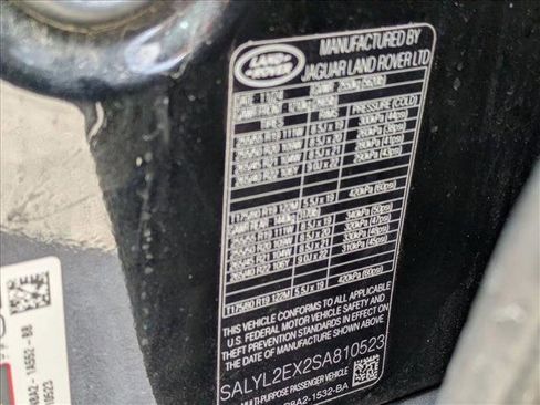 Used 2025 Land Rover Range Rover Velar Dynamic SE image 16