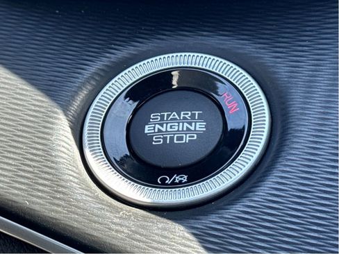 Used 2023 Jeep Grand Cherokee Altitude image 18