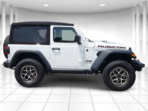 Used 2024 Jeep Wrangler Rubicon w/ Capability Package AWD/4WD image 2