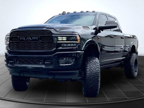 Used 2022 RAM 2500 Limited AWD/4WD image 4