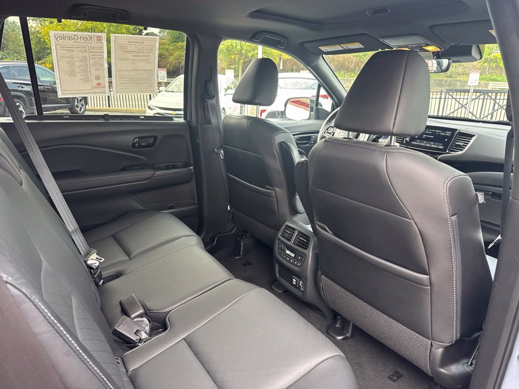 Used 2022 Honda Passport Elite image 32