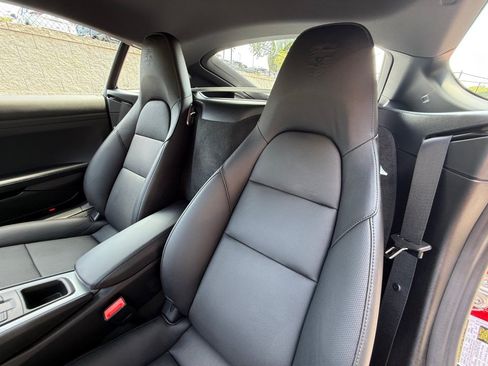 Certified 2025 Porsche 718 Cayman RWD image 12